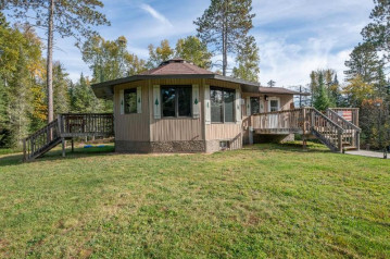 8338 Evergreen Dr, Sugar Camp, WI 54521