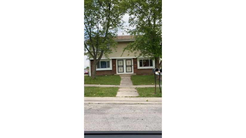 8950 N 86th St Milwaukee, WI 53224 by Root River Realty $184,900