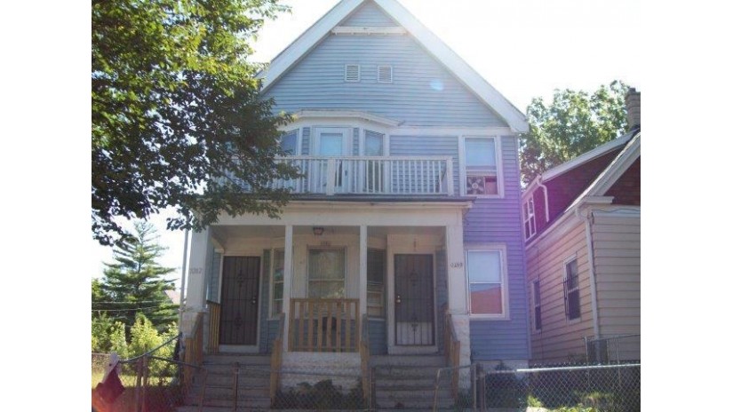 3280 N 26th St 3282 Milwaukee, WI 53206 by Root River Realty $74,900