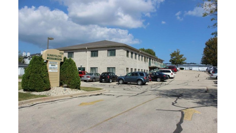 1139 S Sunnyslope Dr 203 Mount Pleasant, WI 53406-3998 by First Weber Inc- Racine $10