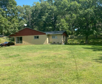 1755 Knob Rd, Lyons, WI 53105-8603