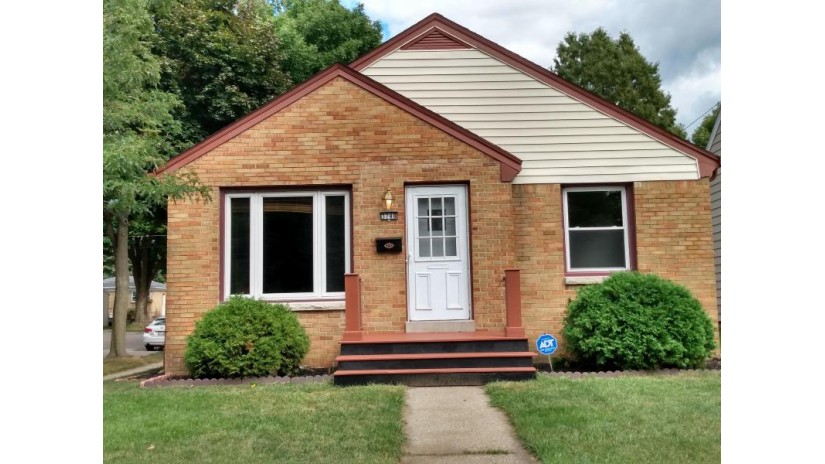 3748 S Herman St Milwaukee, WI 53207 by Homestead Realty, Inc $214,900