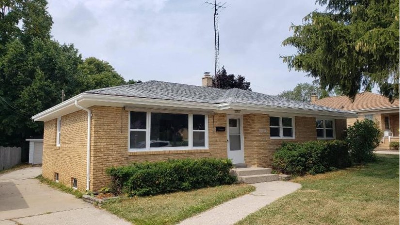 1026 Ohio St Racine, WI 53405 by Image Real Estate, Inc. $175,000