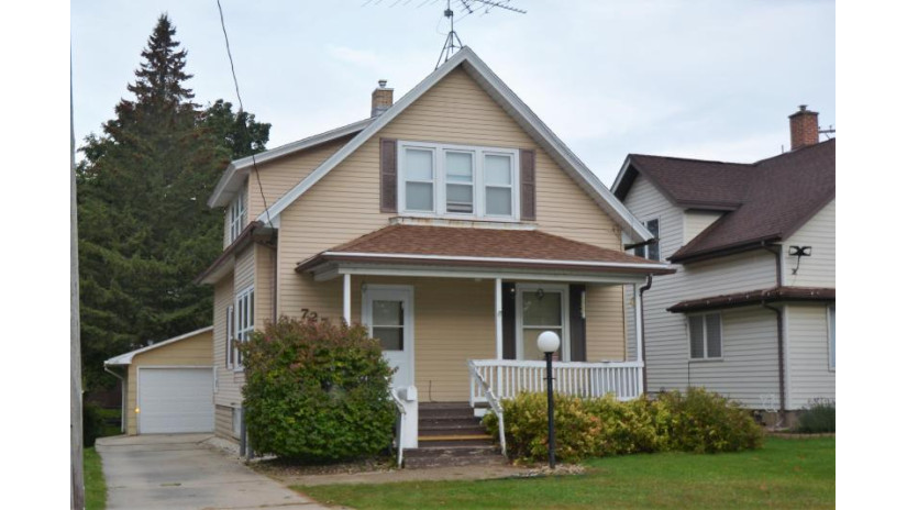 727 4th St Kiel, WI 53042 by CRES $124,900