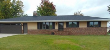 1134 Cleveland St, Kiel, WI 53042-1236