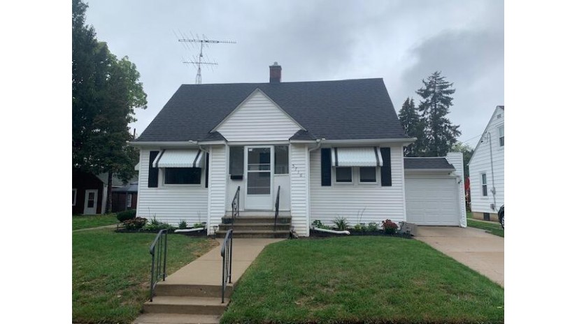 5716 36th Ave Kenosha, WI 53144 by RealtyPro Professional Real Estate Group $169,900