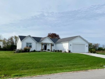 N3927 N Prairie Ridge Ln, Sullivan, WI 53137