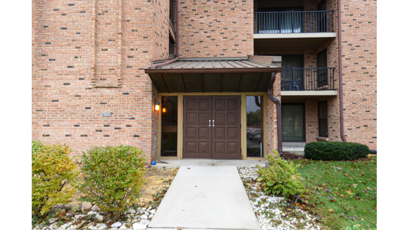 8735 N 72nd St 107 Milwaukee, WI 53223 by Shorewest Realtors $59,999