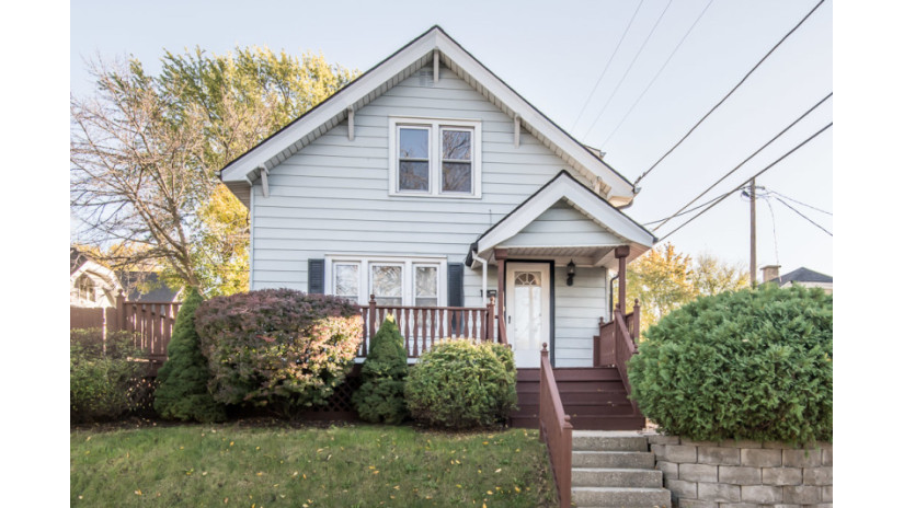 7515 W Grant St West Allis, WI 53219 by Shorewest Realtors $129,900