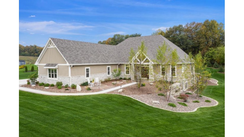 1237 Hickory Hill Pkwy W Richfield, WI 53033 by First Weber Inc - Menomonee Falls $745,000