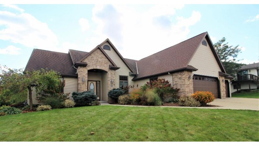 2015 Douglas Dr Plymouth, WI 53073 by Redefined Realty Advisors LLC $349,900