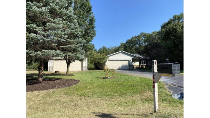 427 Abbey Ln Rochester, WI 53105 by Design Realty, LLC $389,900
