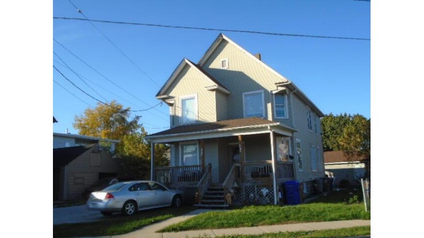 2312 Roosevelt Rd Kenosha, WI 53143 by Accu Realty & Appraisal, LLC $119,900