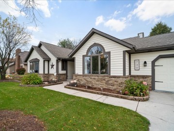 730 Denison Cir, Sheboygan Falls, WI 53085-1053