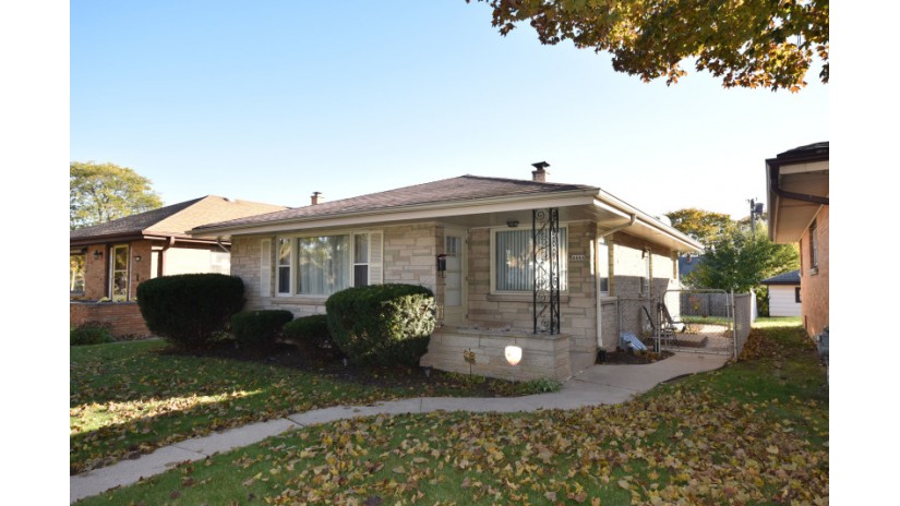 4446 N 73rd St Milwaukee, WI 53218-5424 by Shorewest Realtors $142,500