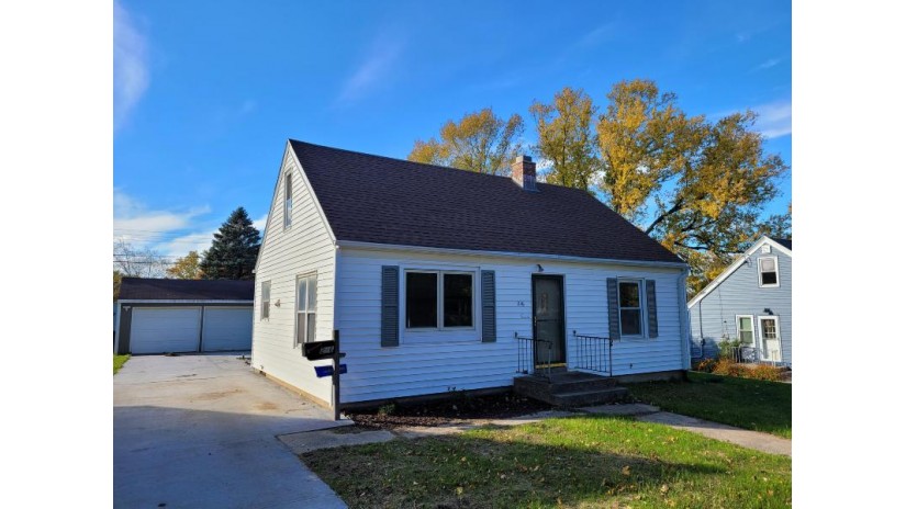 216 S 12th Ave West Bend, WI 53095 by Coldwell Banker Realty $164,900