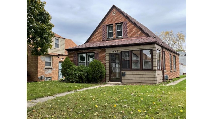 4940 N 26th St Milwaukee, WI 53209-5507 by Worth Realty $116,500