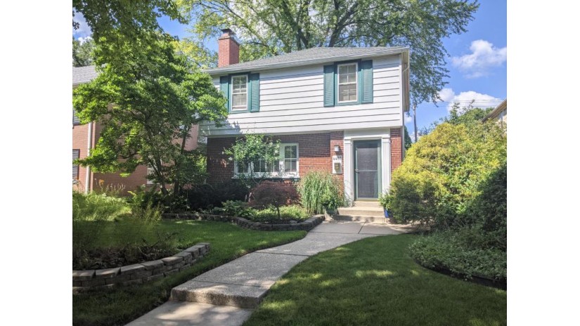 4453 N Woodburn St Shorewood, WI 53211 by Mood Realty LLC $309,900