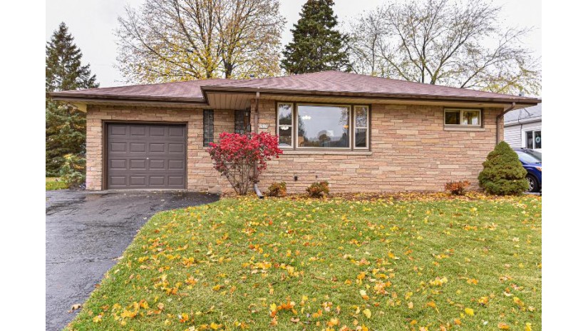 2519 S 83rd St West Allis, WI 53219 by Doering & Co Real Estate, LLC $169,900