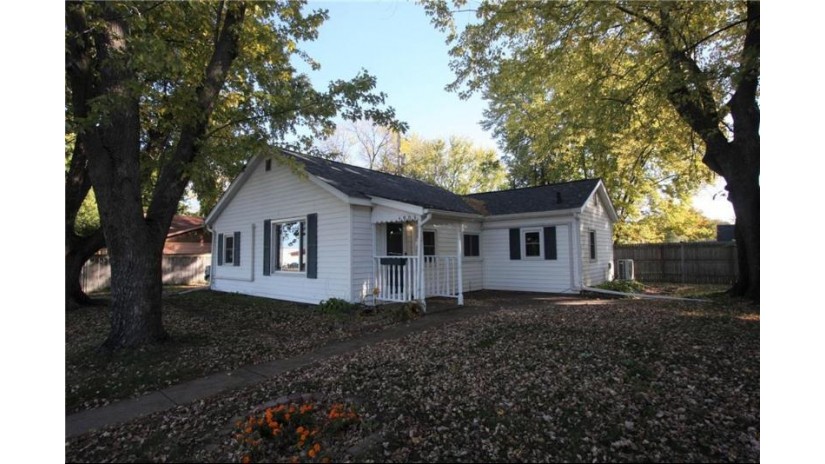 3903 Cardinal Avenue Eau Claire, WI 54703 by Team Tiry Real Estate, Llc $139,900