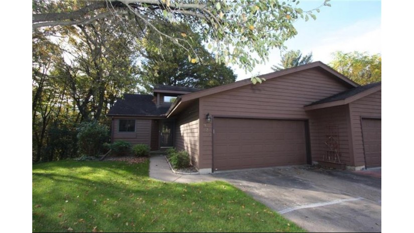 923 Cambridge Court Altoona, WI 54720 by Team Tiry Real Estate, Llc $234,900