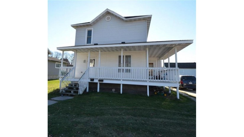 511 East Main Street Arcadia, WI 54612 by Prime Realty/Mondovi $194,500