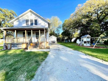 516 2nd Avenue, Dixon, IL 61021