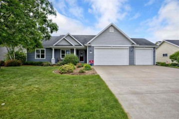 2153 W Barley Way, Grand Chute, WI 54913