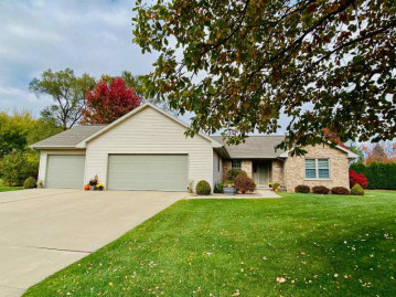 2904 Marble Mountain Way, Howard, WI 54313