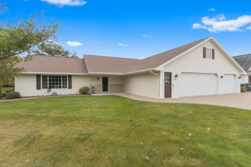 330 Winchester Drive, Seymour, WI 54165