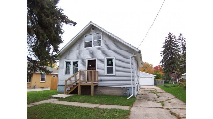 1265 9th Street Green Bay, WI 54304 by Resource One Realty, Llc $89,900