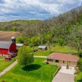 4419 County Road F, Vermont, WI 53517