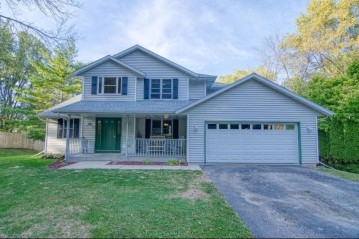 1241 E Lakeside Dr, Milton, WI 53534