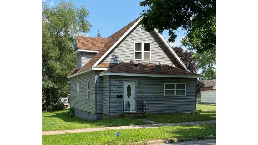 511 North 2nd Avenue Wausau, WI 54401 by Exit Midstate Realty $105,000