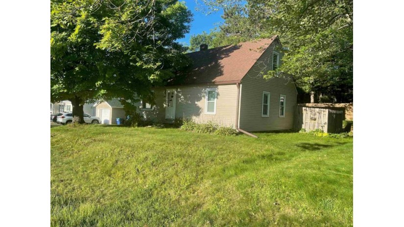 1204 North 1st Avenue Wausau, WI 54401 by Re/Max Excel $119,900