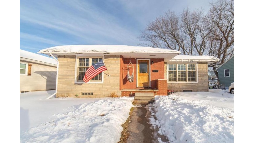 425 Moreland Avenue Schofield, WI 54476 by Exit Midstate Realty $94,900