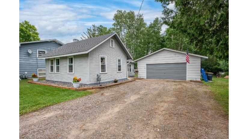 455 Main St Eagle River, WI 54521 by Re/Max Property Pros $129,000
