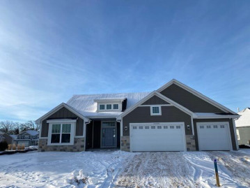 N54W23889 Johanssen Ct, Sussex, WI 53089