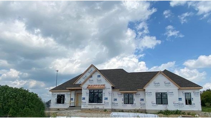 W277N6684 Timberline Trl Merton, WI 53089 by Bielinski Homes, Inc. $686,900