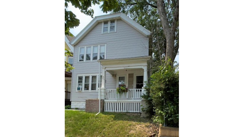 1545 S 8th St 1547 Milwaukee, WI 53204 by Keller Williams Realty-Milwaukee Southwest $138,000
