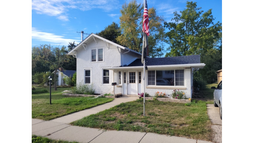 236 W Page St Elkhorn, WI 53121 by Shorewest Realtors $164,000