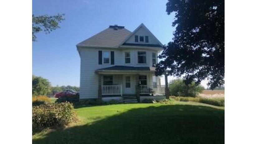 N1761 County Road Kw Holland, WI 53070-1833 by Century 21 Moves $419,700