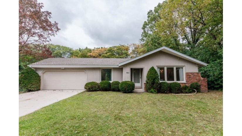 11060 W Bradley Rd Milwaukee, WI 53224-2558 by Berkshire Hathaway HomeServices Metro Realty $259,900