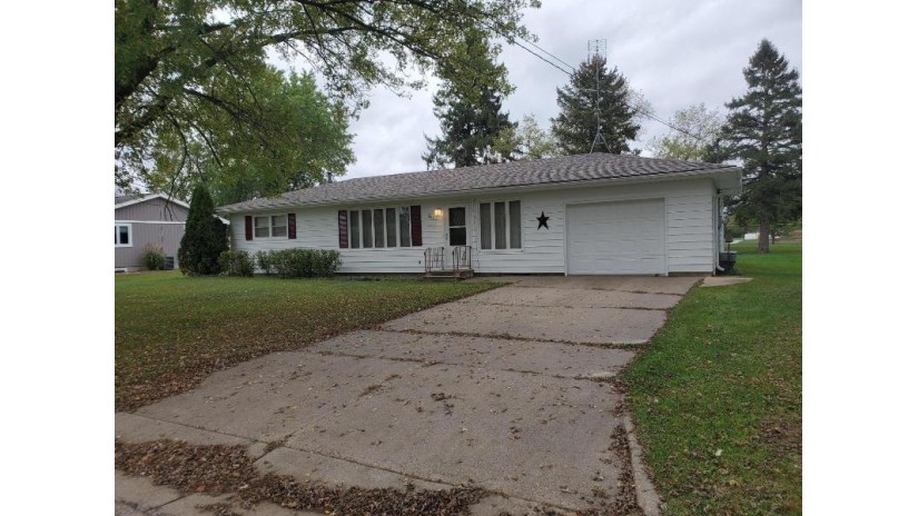 801 John St Sparta, WI 54656-2515 by Coldwell Banker River Valley, REALTORS $184,000