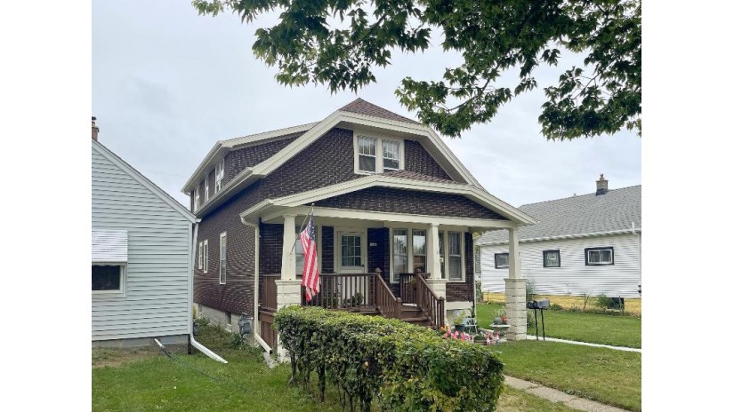 3906 E Edgerton Ave Cudahy, WI 53110 by Parkway Realty, LLC $209,900