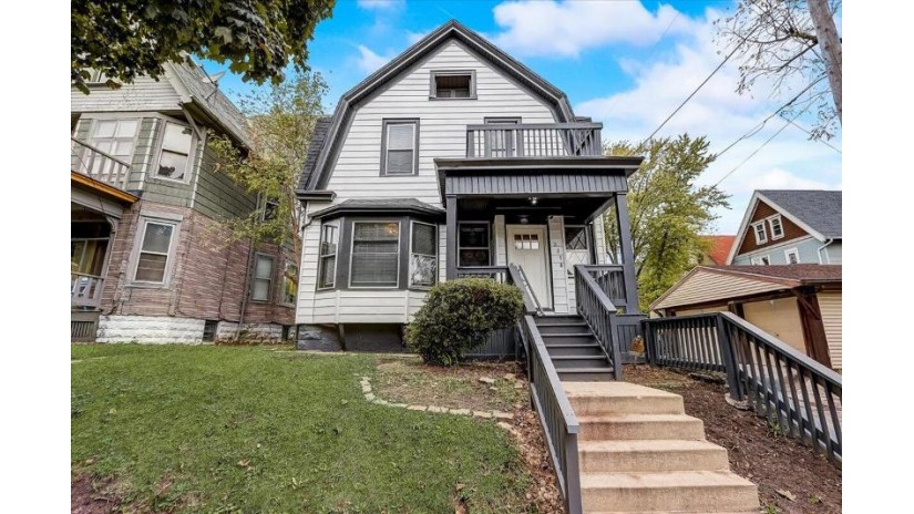 3218 W Clybourn St Milwaukee, WI 53208 by Rightly Guided Real Estate LLC $149,900
