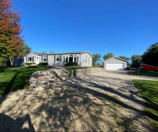 W5802 Wendorf Ln, Jefferson, WI 53549