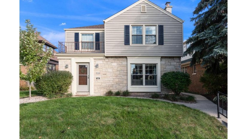 2592 S Howell Ave Milwaukee, WI 53207-1639 by Resilient Realty LLC $349,900