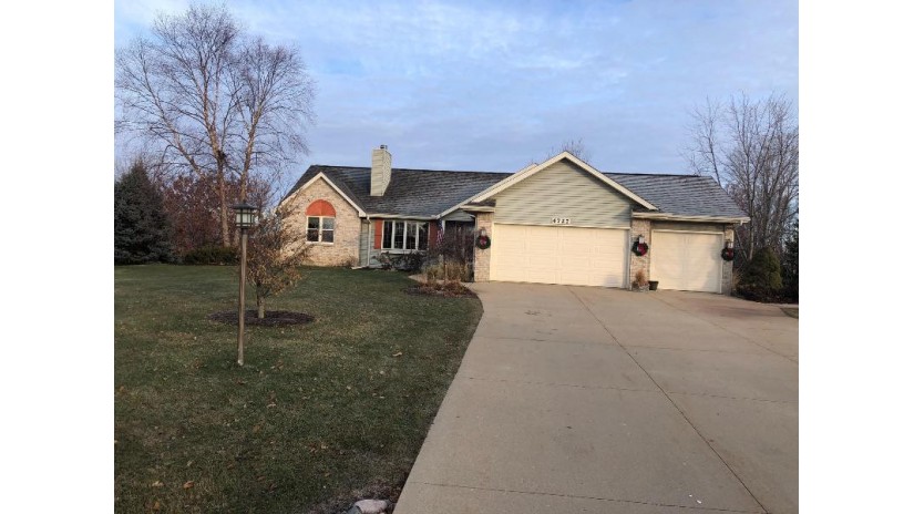 W4727 Ridgeview Rd Lafayette, WI 53121 by Coldwell Banker Real Estate Group $399,900