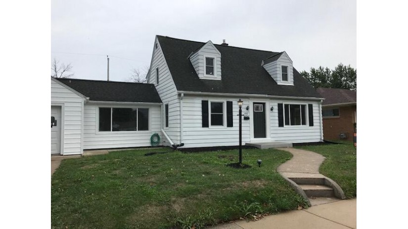 1007 Lombard Ave Racine, WI 53402 by Milos Real Estate, LLC $229,900